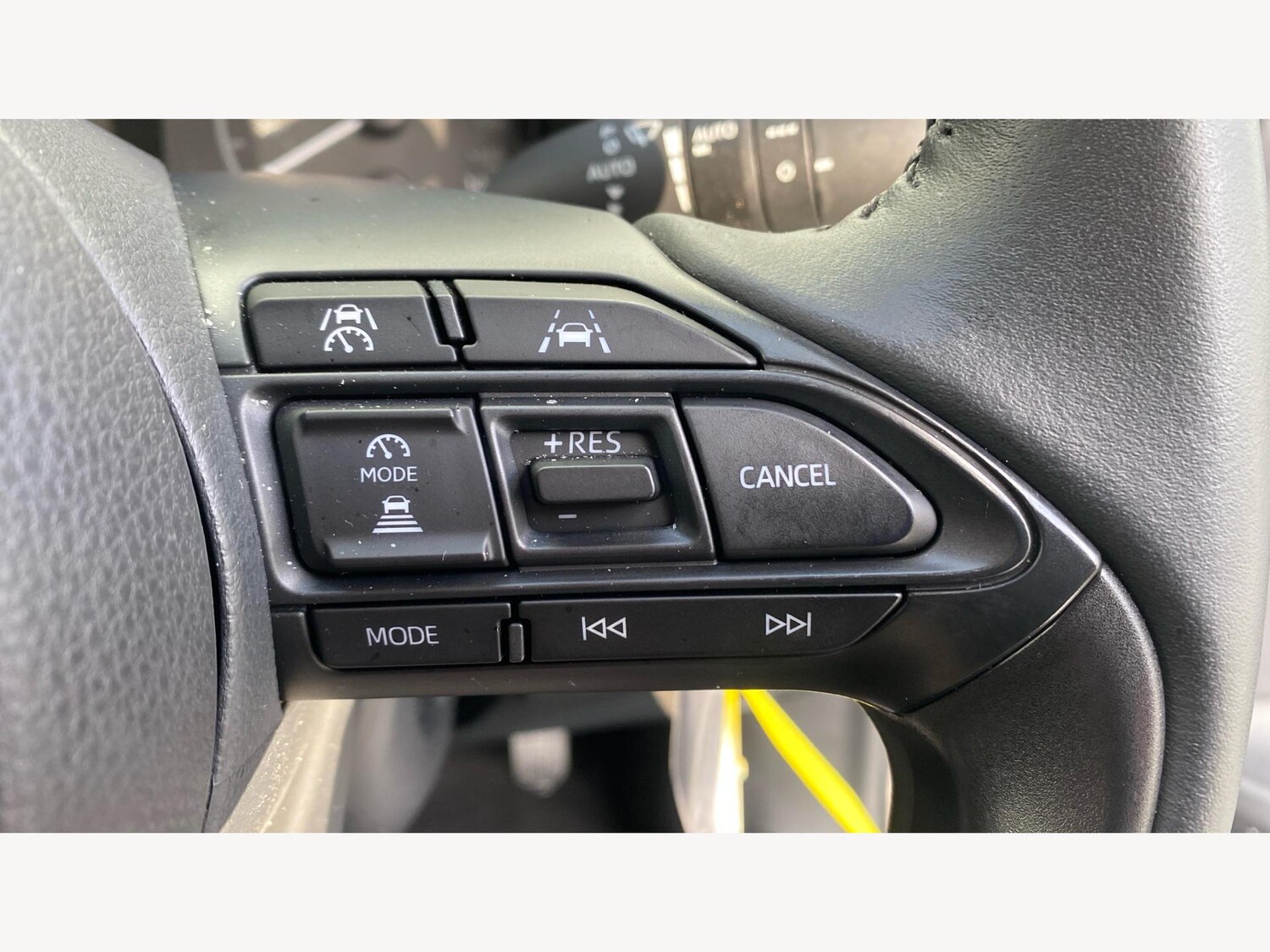 Used Toyota Yaris 2024 for sale - 76743093: Photo 31