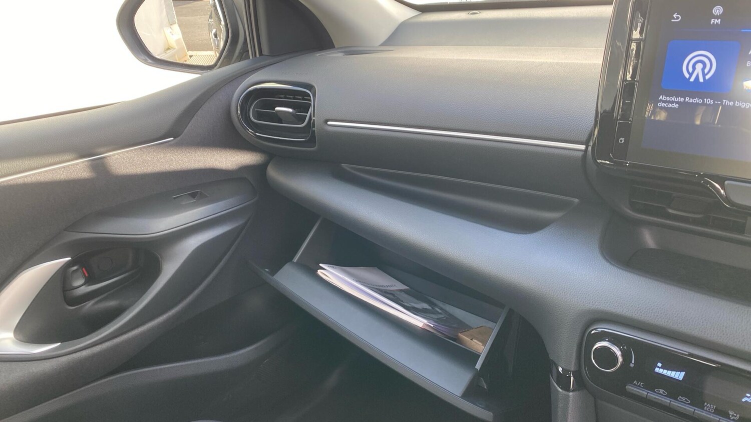 Used Toyota Yaris 2024 for sale - 76743093: Photo 42