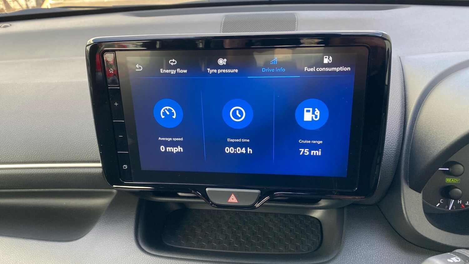 Used Toyota Yaris 2024 for sale - 76743093: Photo 45