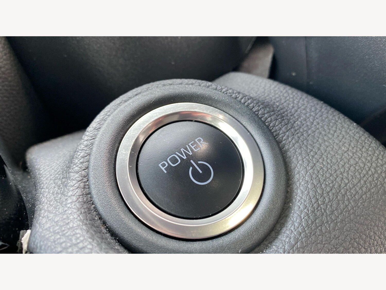 Used Toyota Yaris Cross 2024 for sale - 77737055: Photo 28