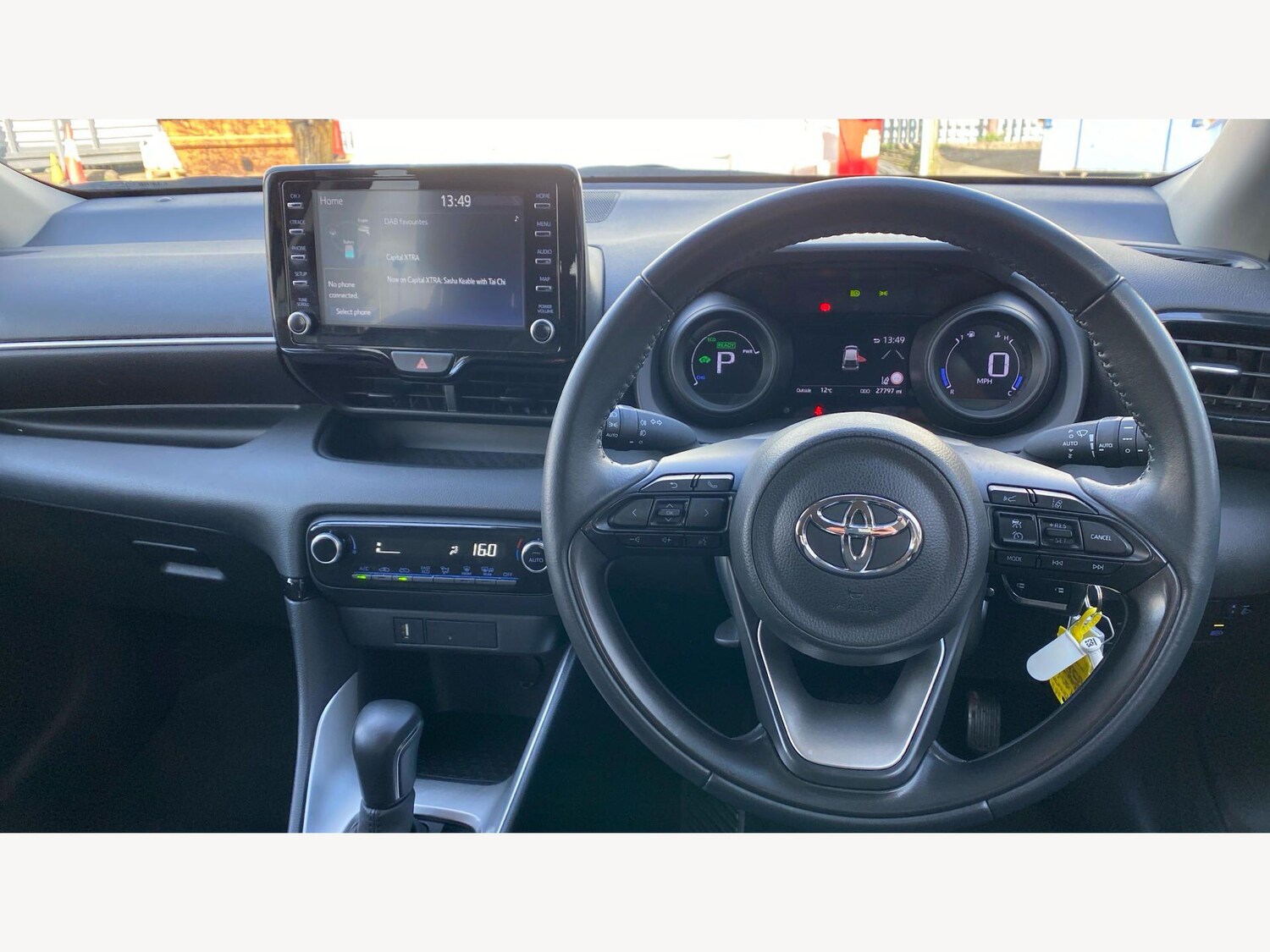 Used Toyota Yaris for sale - 77724234: Photo 8