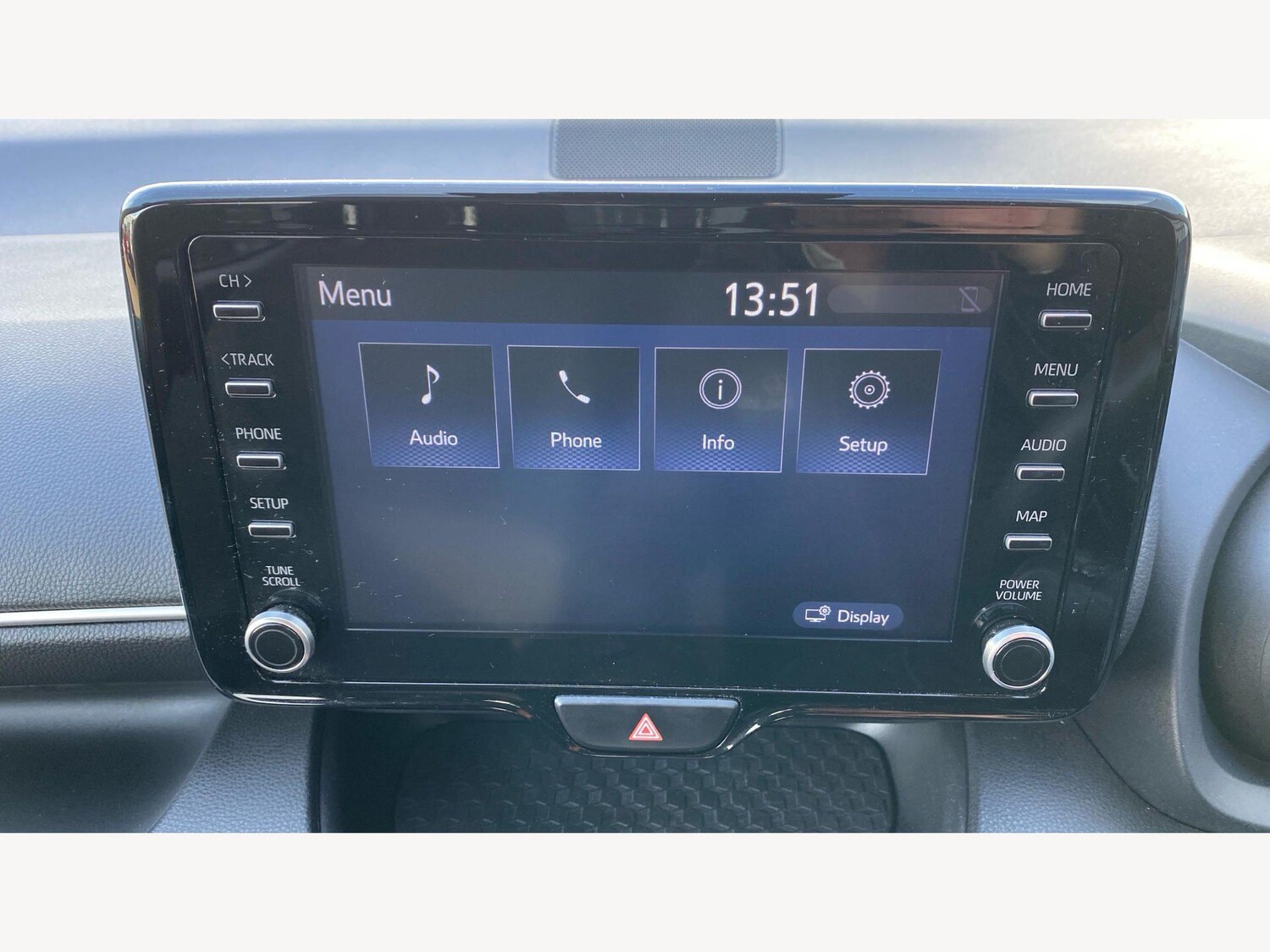 Used Toyota Yaris for sale - 77724234: Photo 9