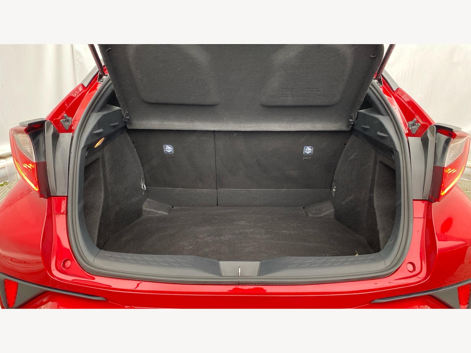 Used Toyota C-HR 2023 for sale - 77537138: Photo 16