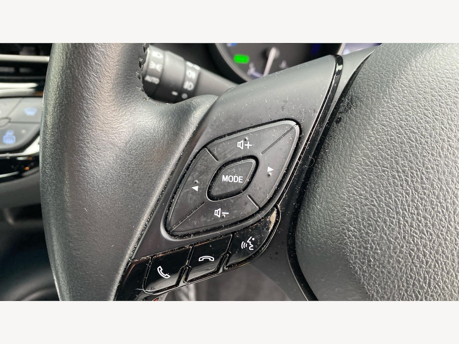 Used Toyota C-HR 2023 for sale - 77537138: Photo 31