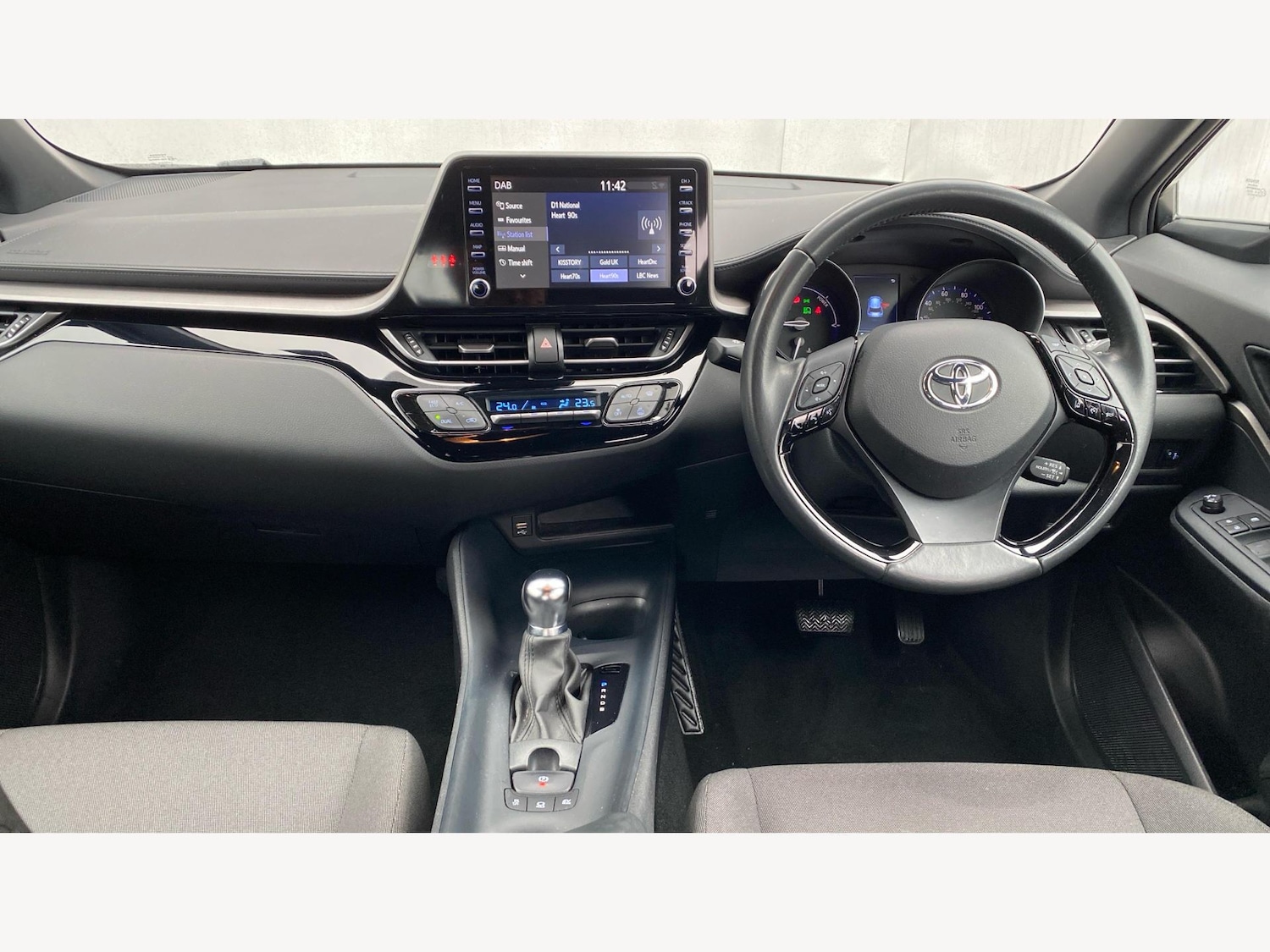 Used Toyota C-HR 2023 for sale - 77537138: Photo 7