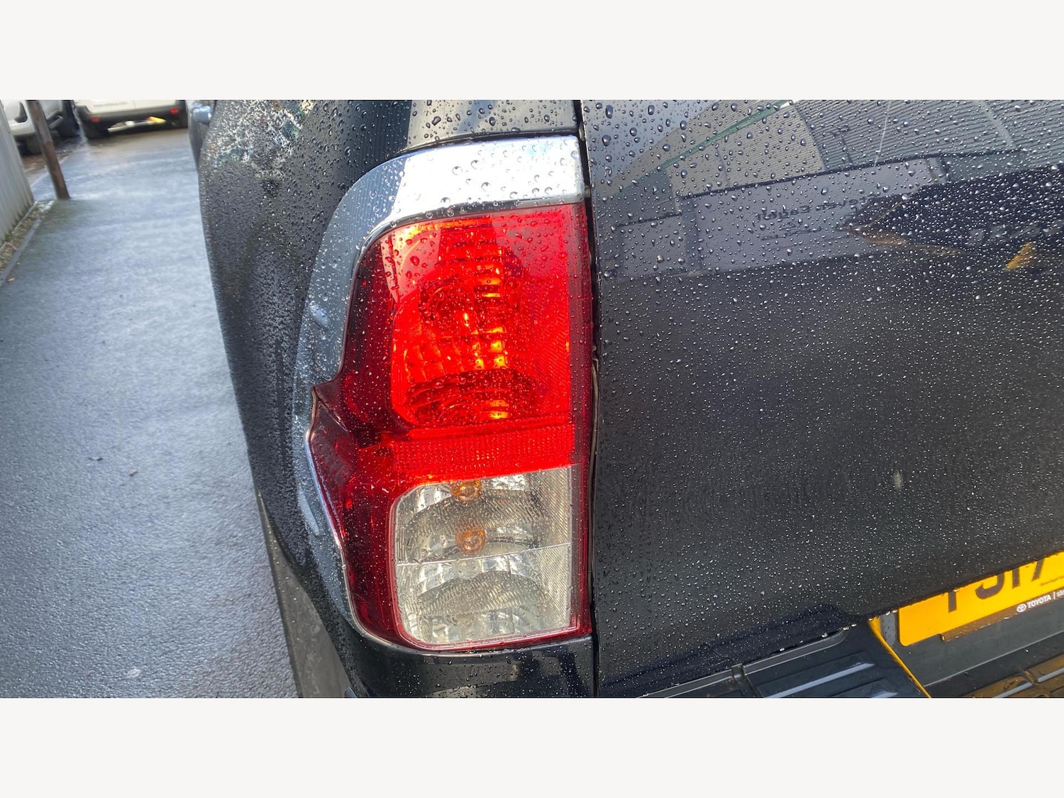 Used Toyota Hilux 2017 for sale - 77575124: Photo 23