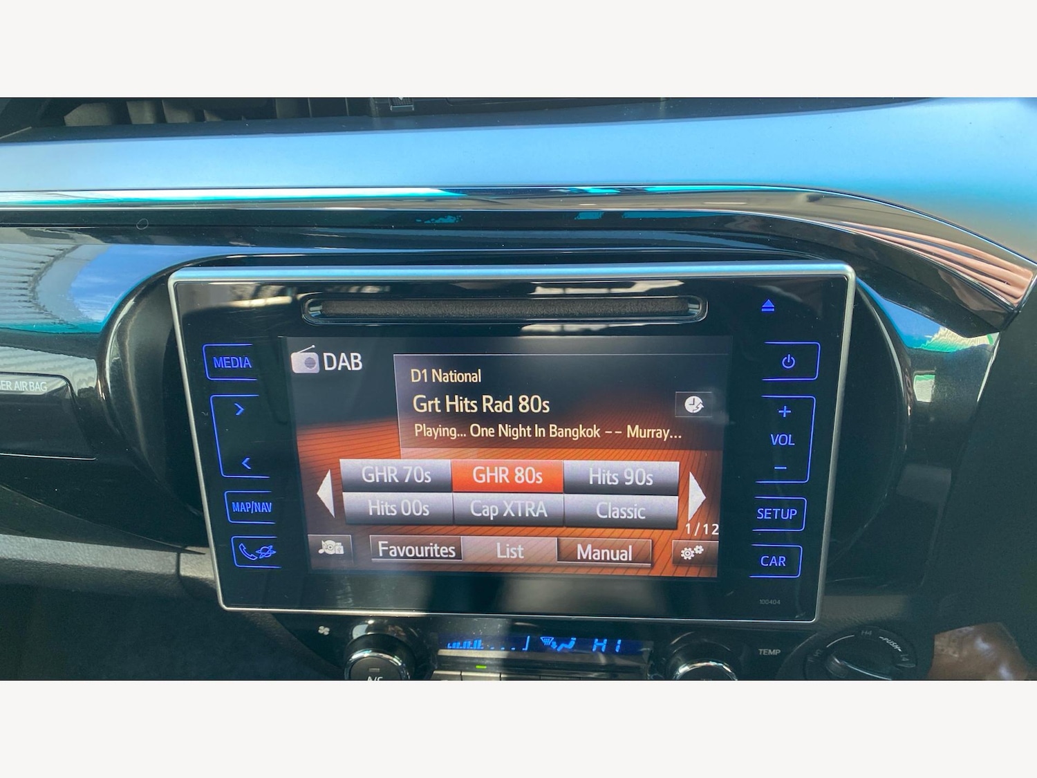 Used Toyota Hilux 2017 for sale - 77575124: Photo 26