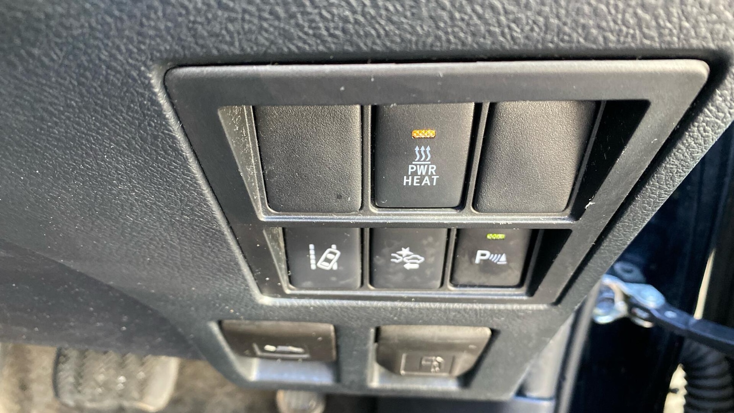 Used Toyota Hilux 2017 for sale - 77575124: Photo 37