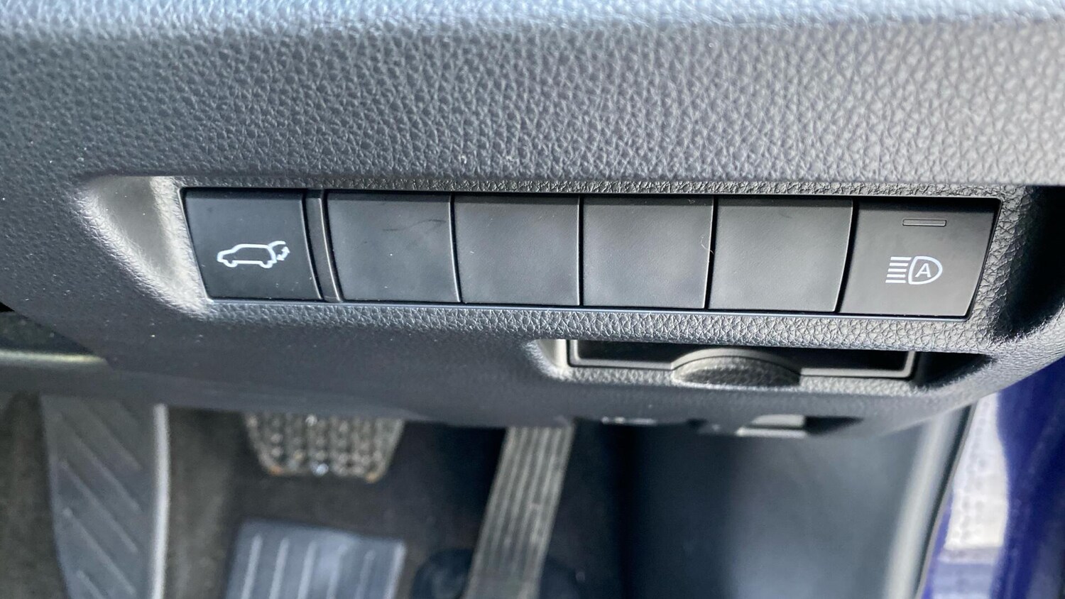 Used Toyota RAV4 for sale - 77175940: Photo 38