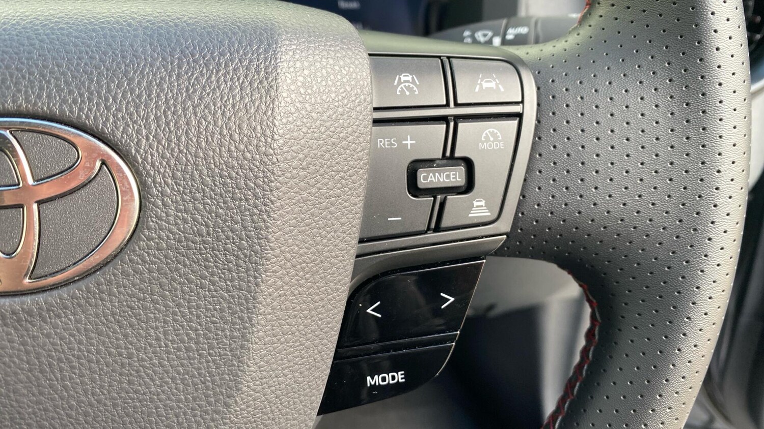 Used Toyota C-HR for sale - 77229961: Photo 32