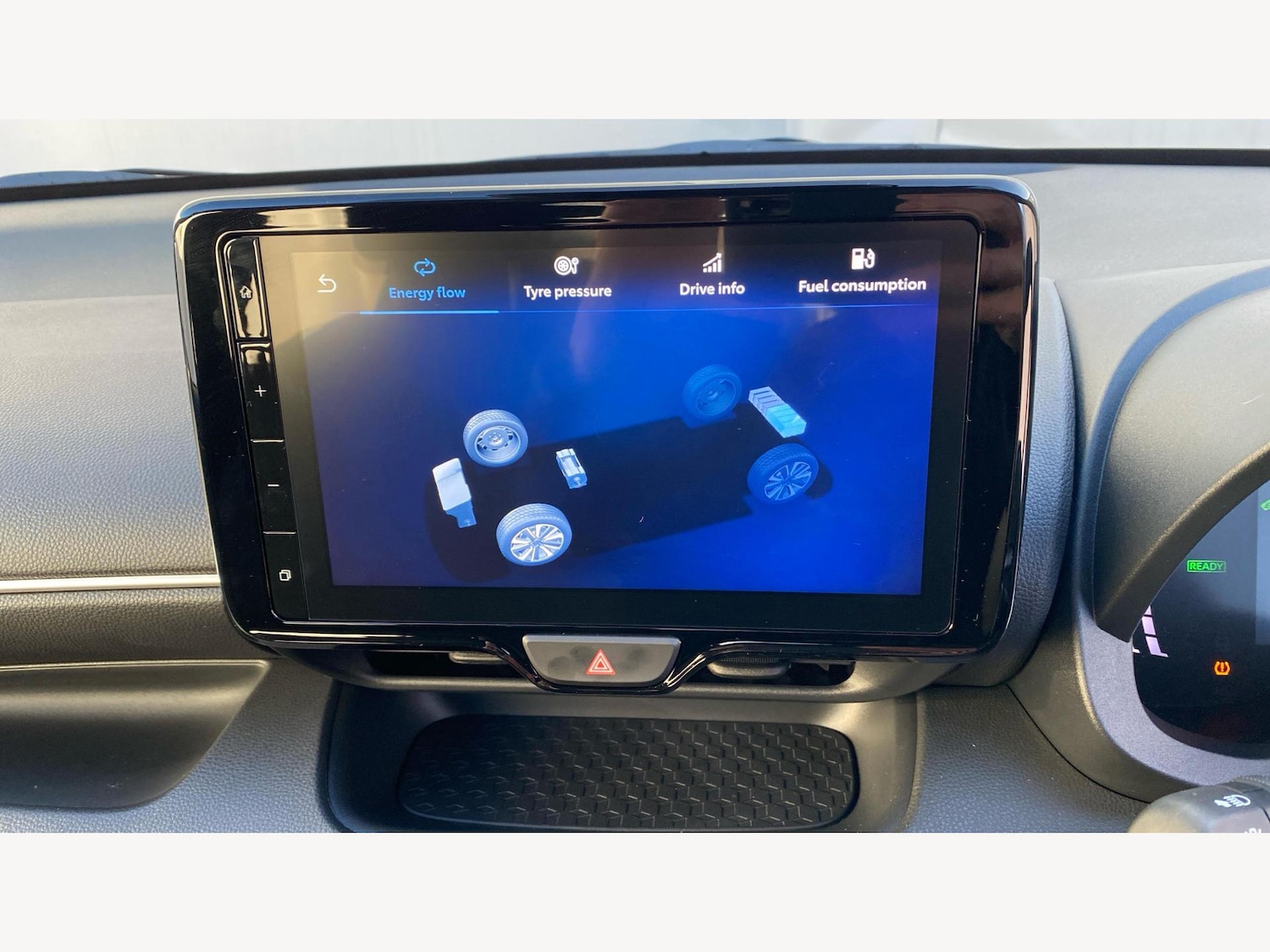 Used Toyota Yaris 2025 for sale - 77097991: Photo 25