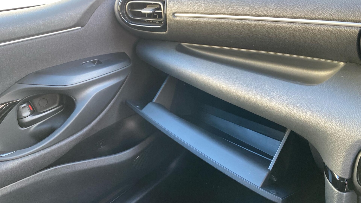 Used Toyota Yaris 2025 for sale - 77097991: Photo 41