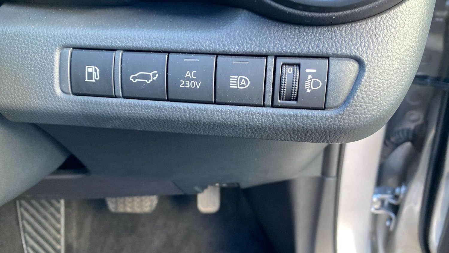 Used Toyota C-HR 2024 for sale - 78007258: Photo 40