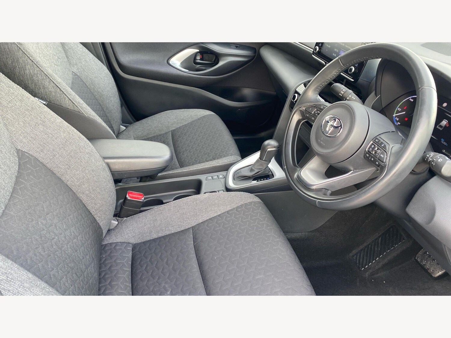 Used Toyota Yaris Cross 2023 for sale - 77783956: Photo 13