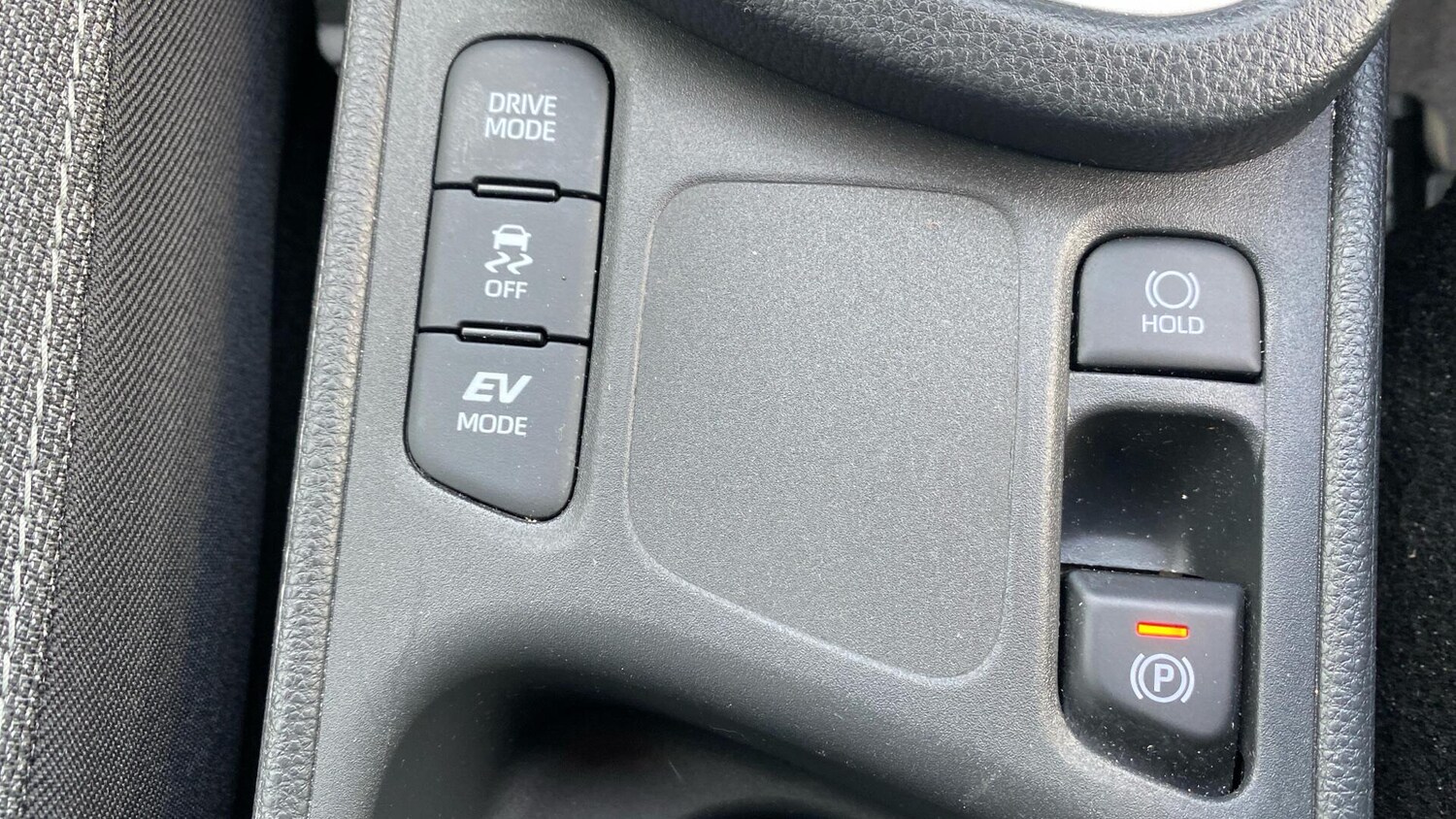 Used Toyota Yaris Cross 2023 for sale - 77783956: Photo 41