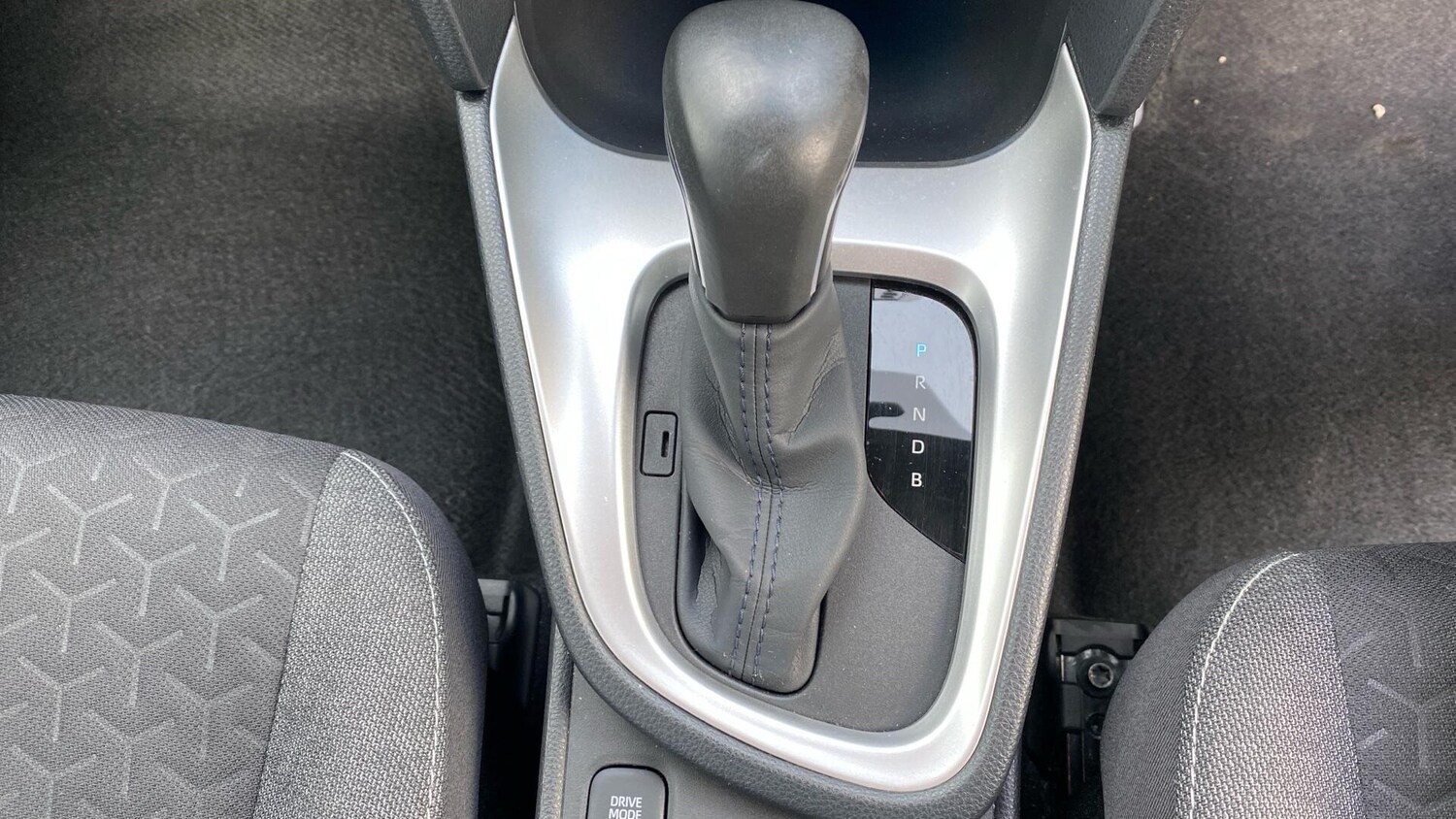 Used Toyota Yaris Cross 2023 for sale - 77783956: Photo 44