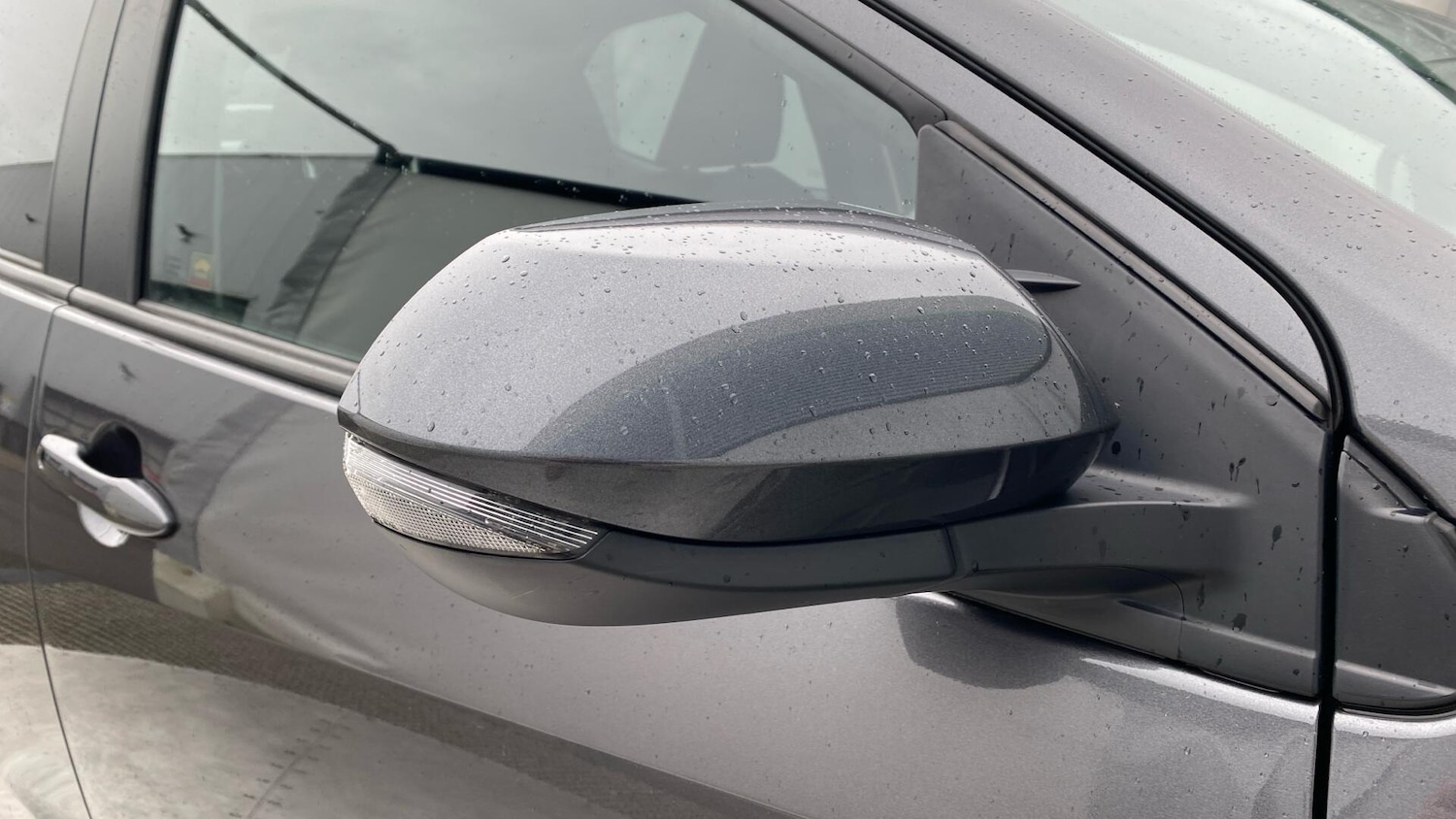 Used Toyota Yaris for sale - 77854321: Photo 33