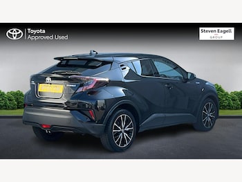 Used Toyota C-HR 2019 for sale - 79212419: Photo