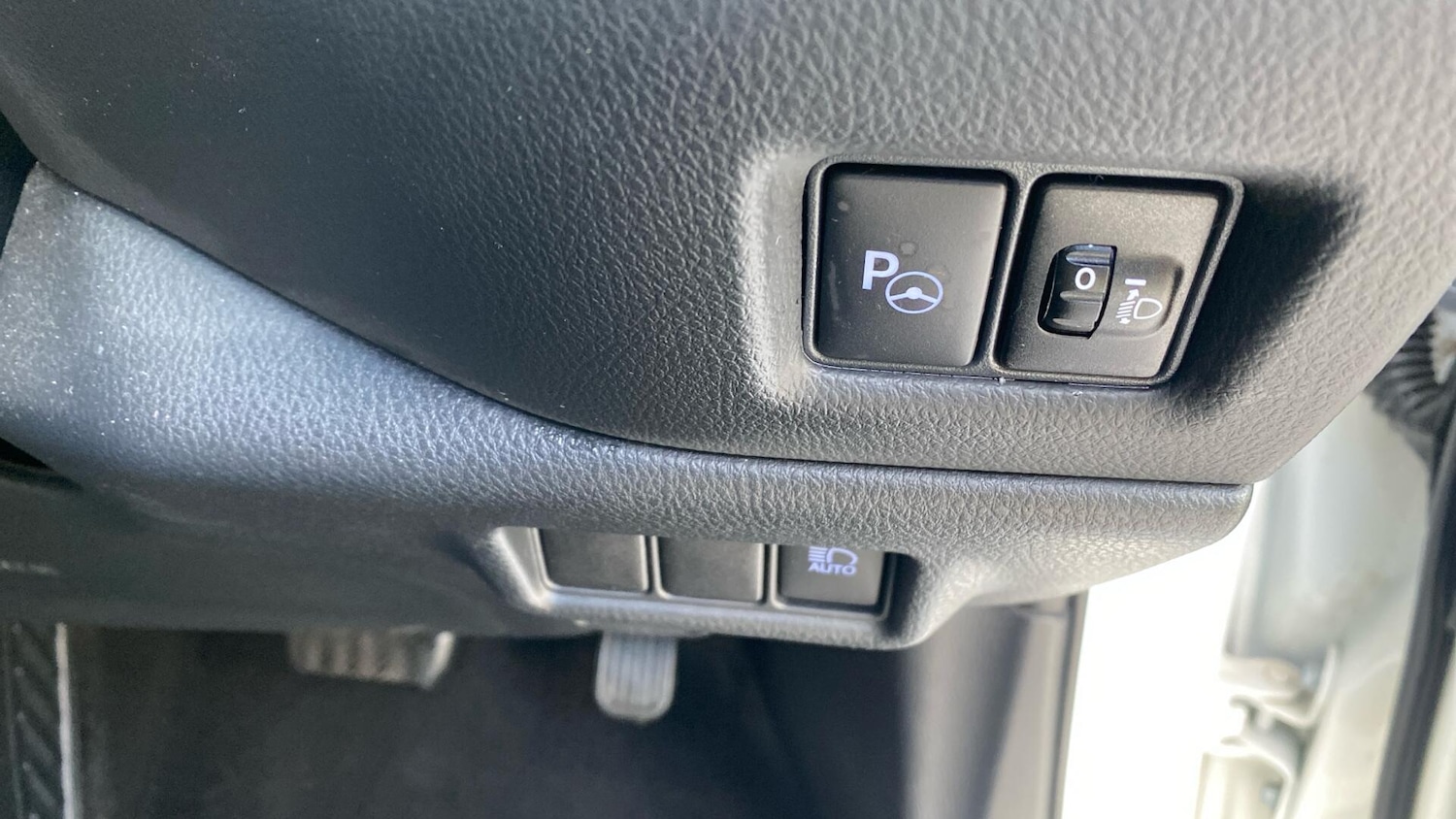 Used Toyota C-HR 2022 for sale - 76913751: Photo 40