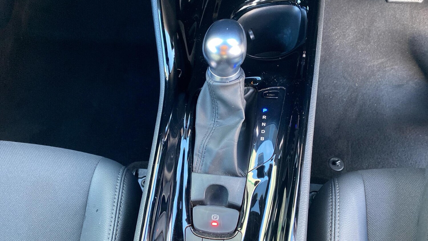 Used Toyota C-HR 2022 for sale - 76913751: Photo 41