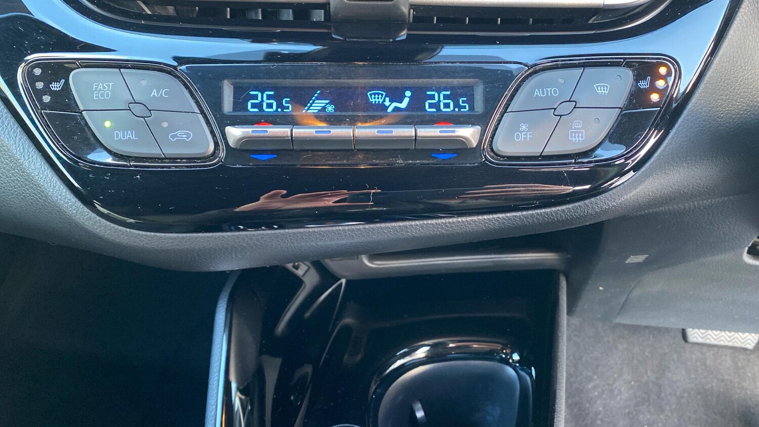 Used Toyota C-HR 2022 for sale - 76913751: Photo 42