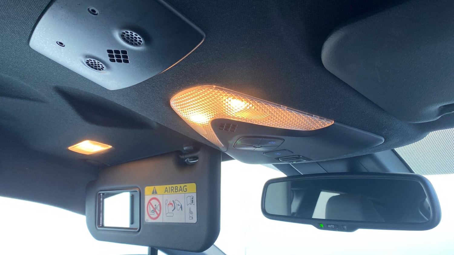 Used Toyota C-HR 2022 for sale - 76913751: Photo 44