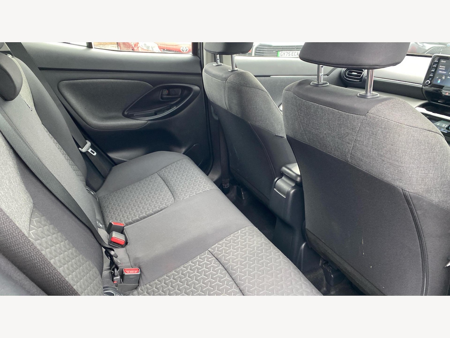 Used Toyota Yaris Cross 2022 for sale - 77237807: Photo 14