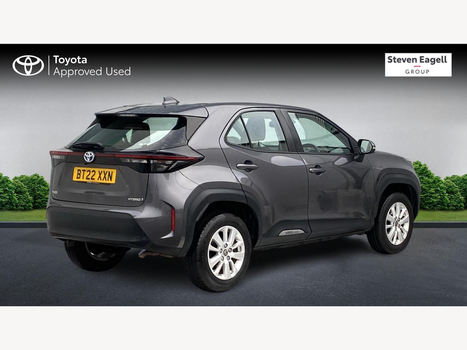 Used Toyota Yaris Cross 2022 for sale - 77237807: Photo 2