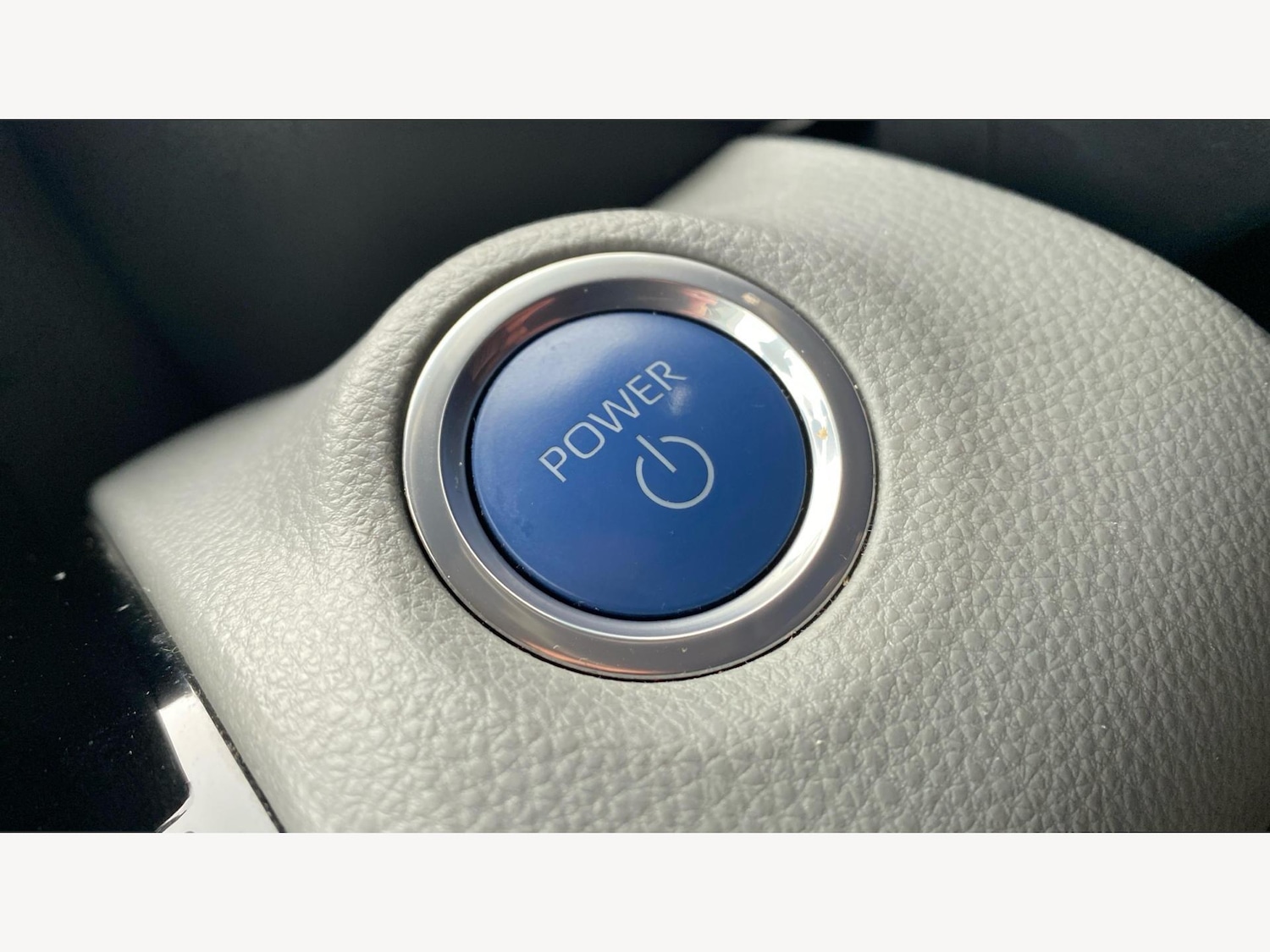 Used Toyota Yaris Cross 2022 for sale - 77237807: Photo 29