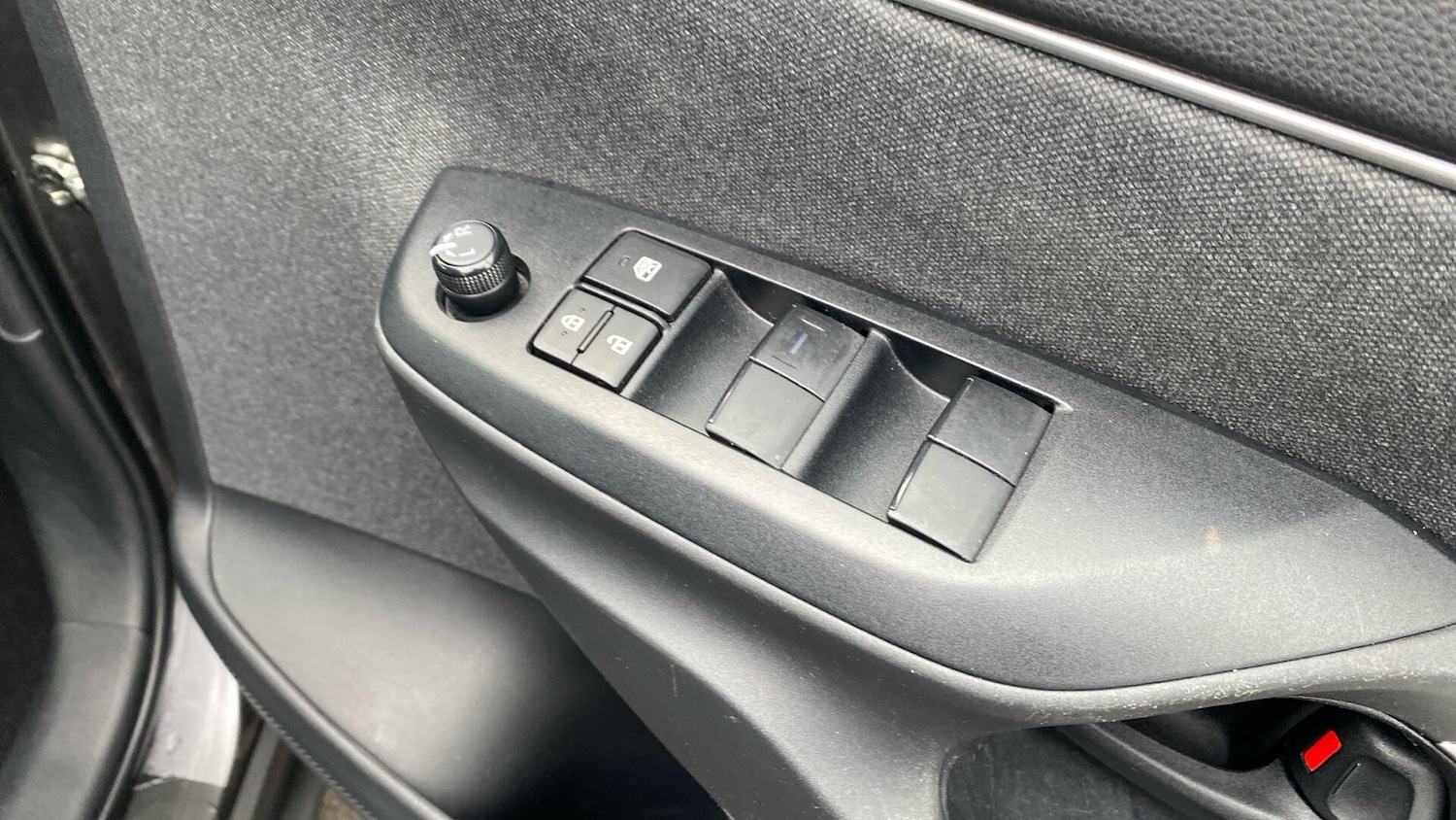 Used Toyota Yaris Cross 2022 for sale - 77237807: Photo 38