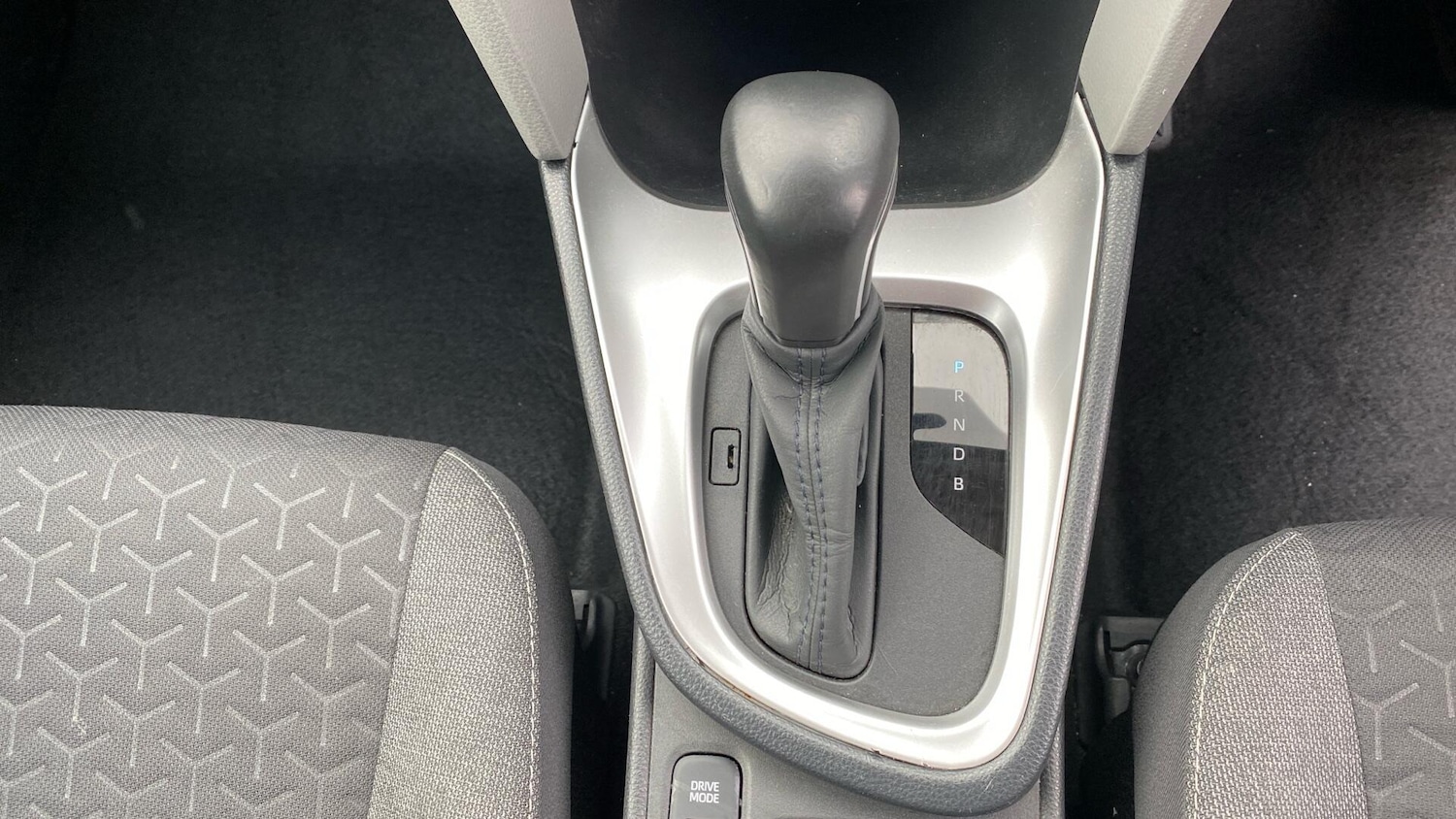 Used Toyota Yaris Cross 2022 for sale - 77237807: Photo 40