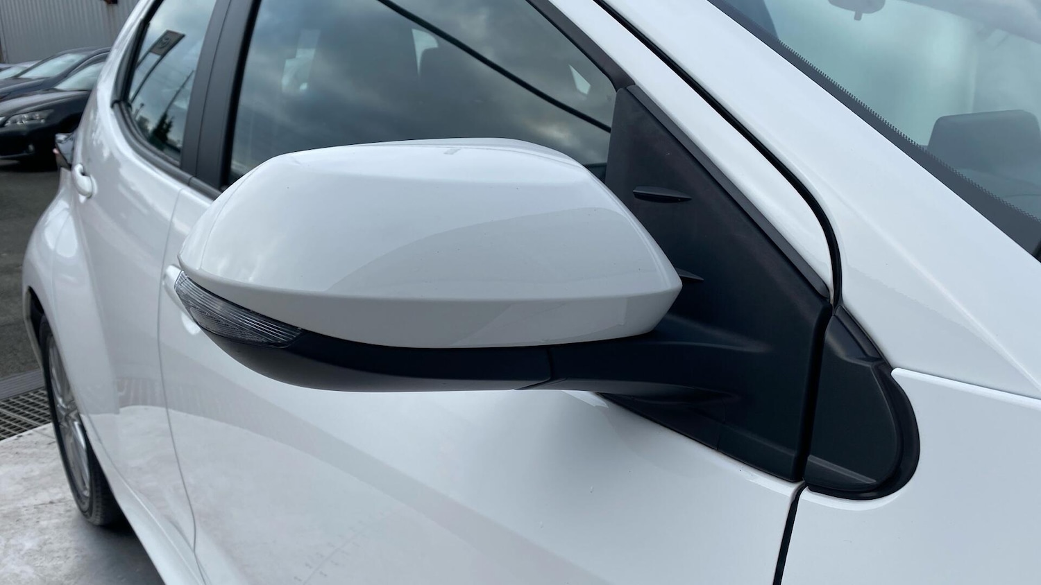 Used Toyota Yaris 2022 for sale - 77238174: Photo 32