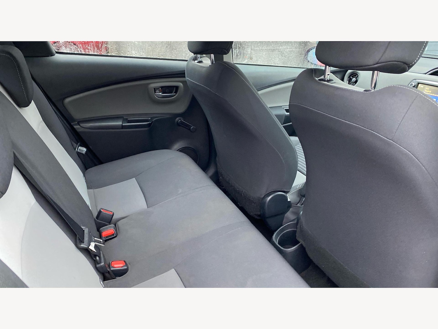 Used Toyota Yaris 2020 for sale - 77376850: Photo 14