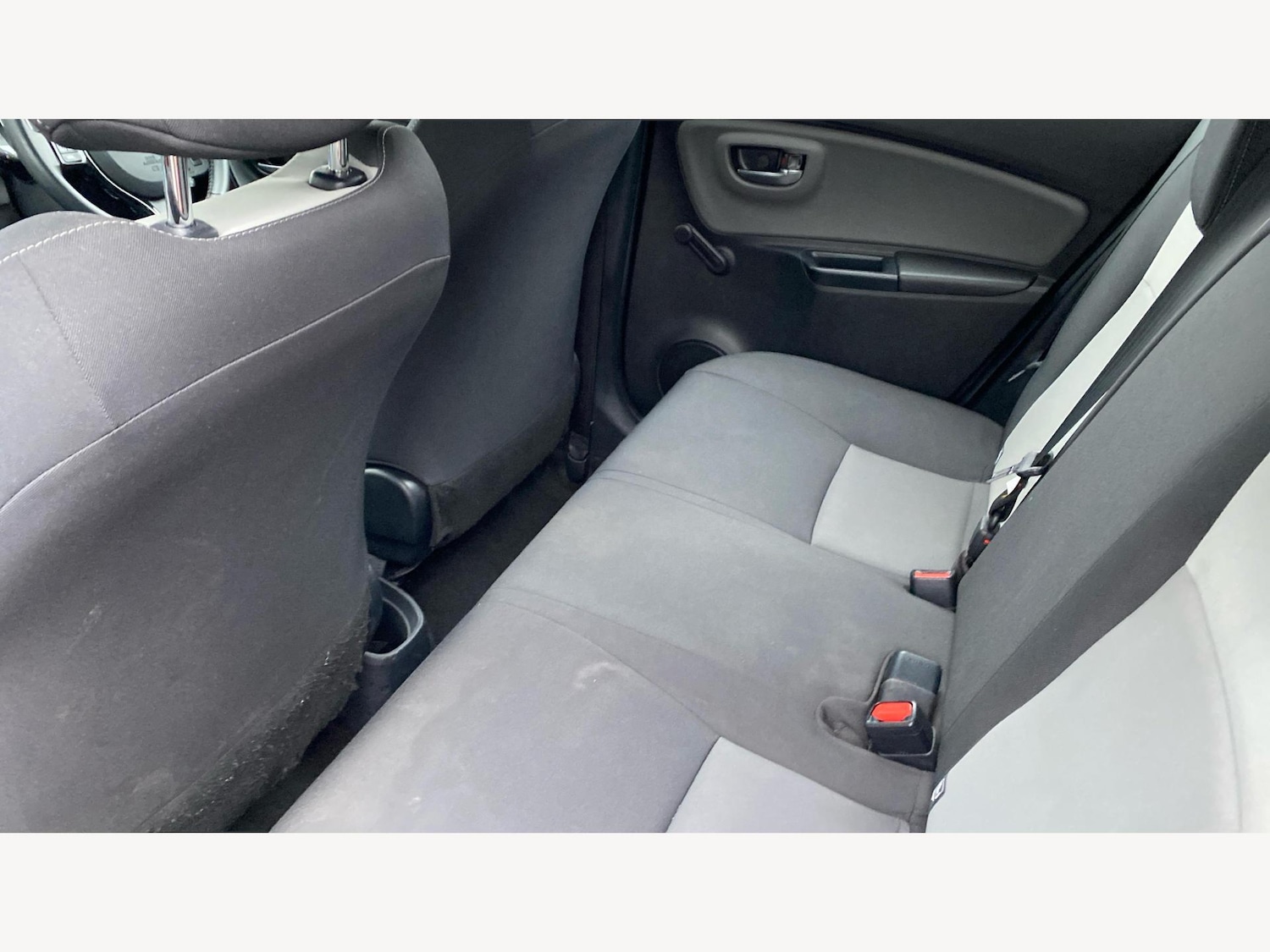 Used Toyota Yaris 2020 for sale - 77376850: Photo 15