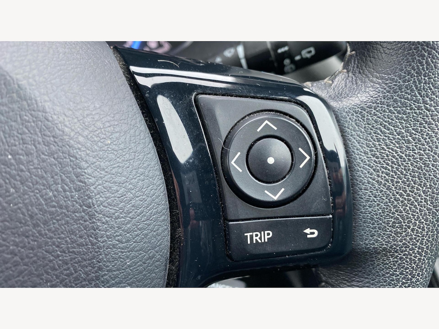 Used Toyota Yaris 2020 for sale - 77376850: Photo 30