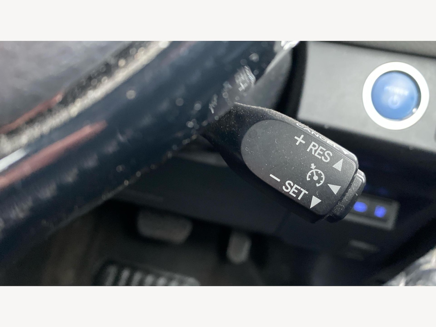 Used Toyota Yaris 2020 for sale - 77376850: Photo 31