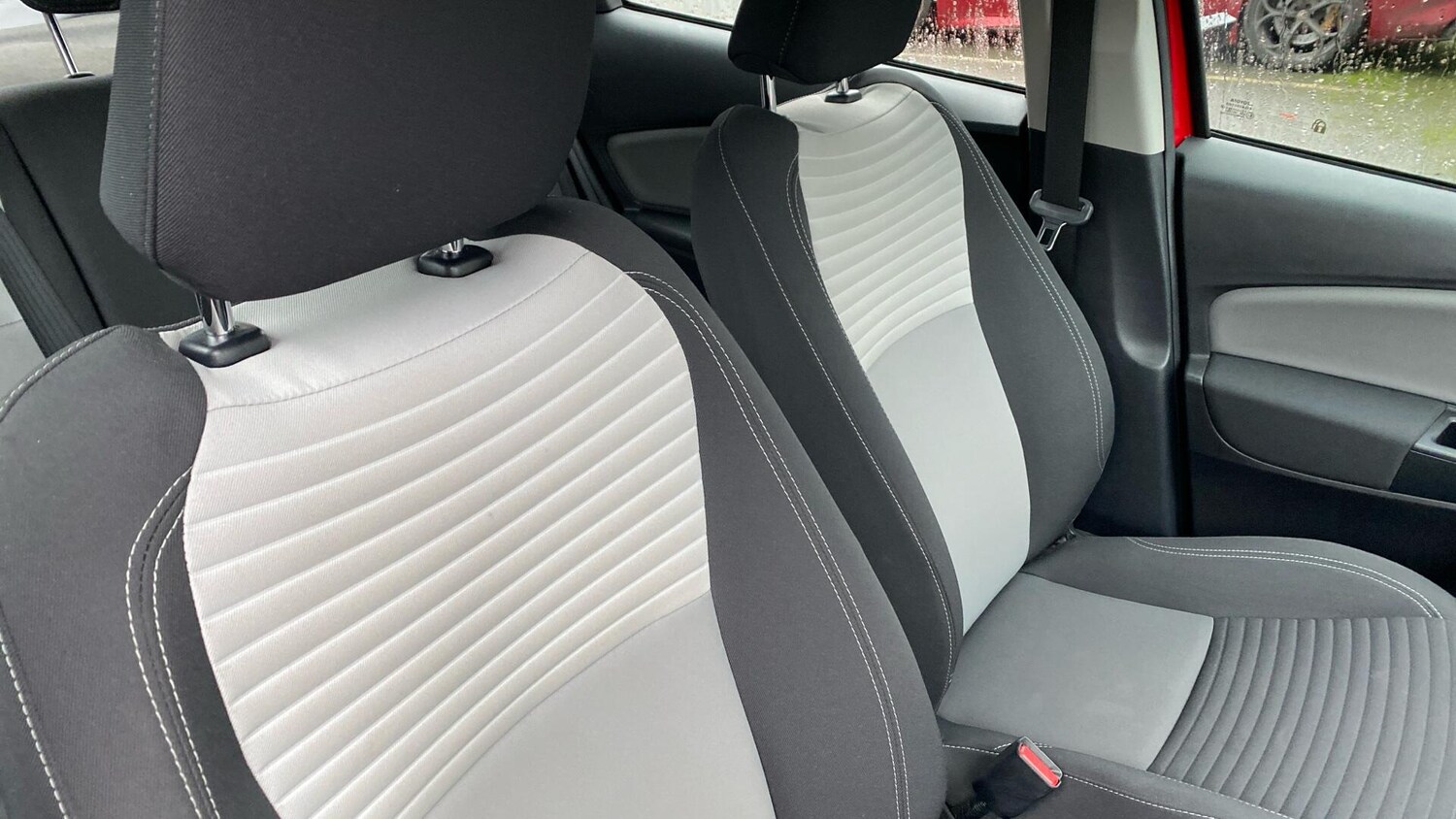 Used Toyota Yaris 2020 for sale - 77376850: Photo 33