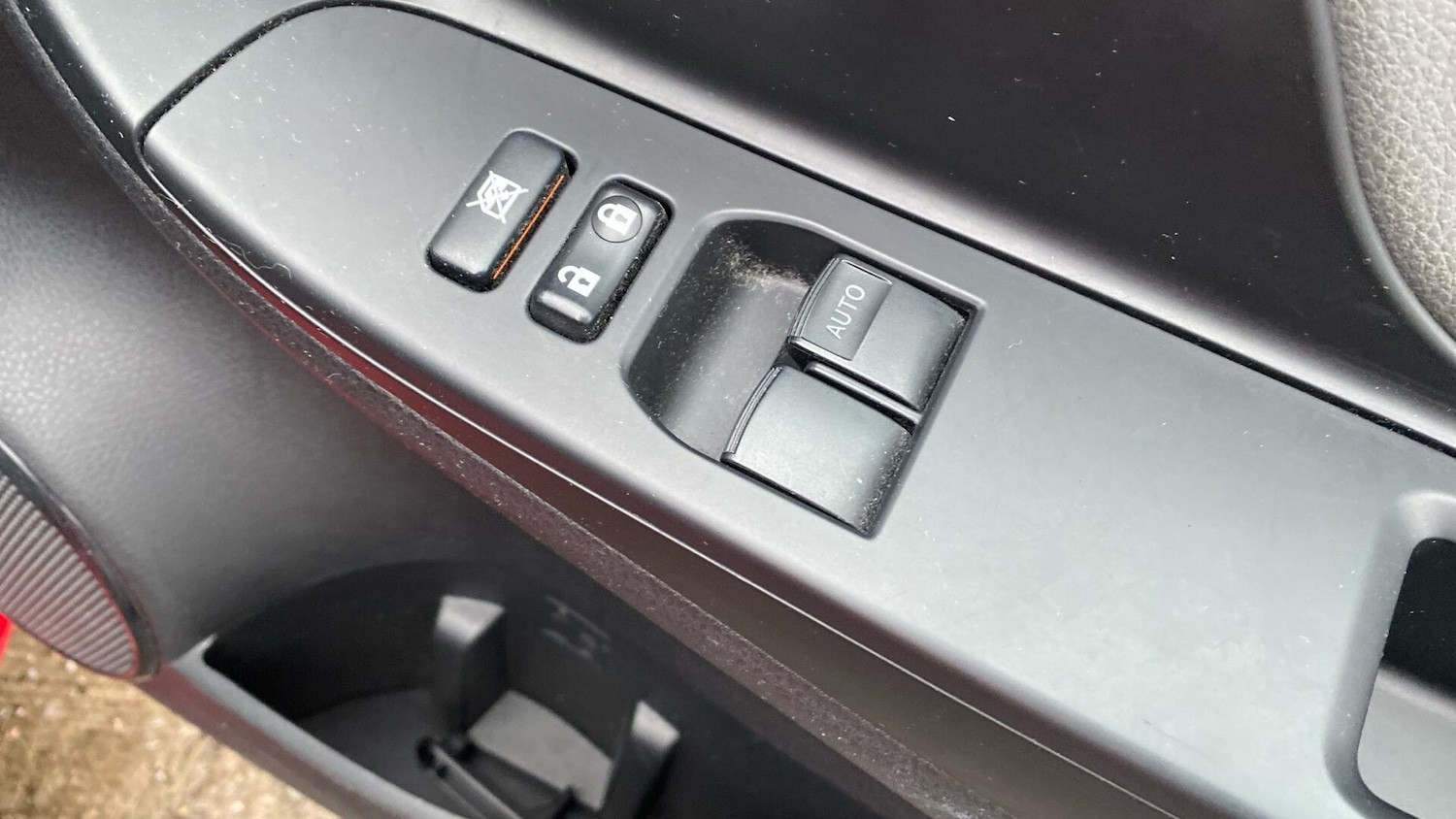 Used Toyota Yaris 2020 for sale - 77376850: Photo 37