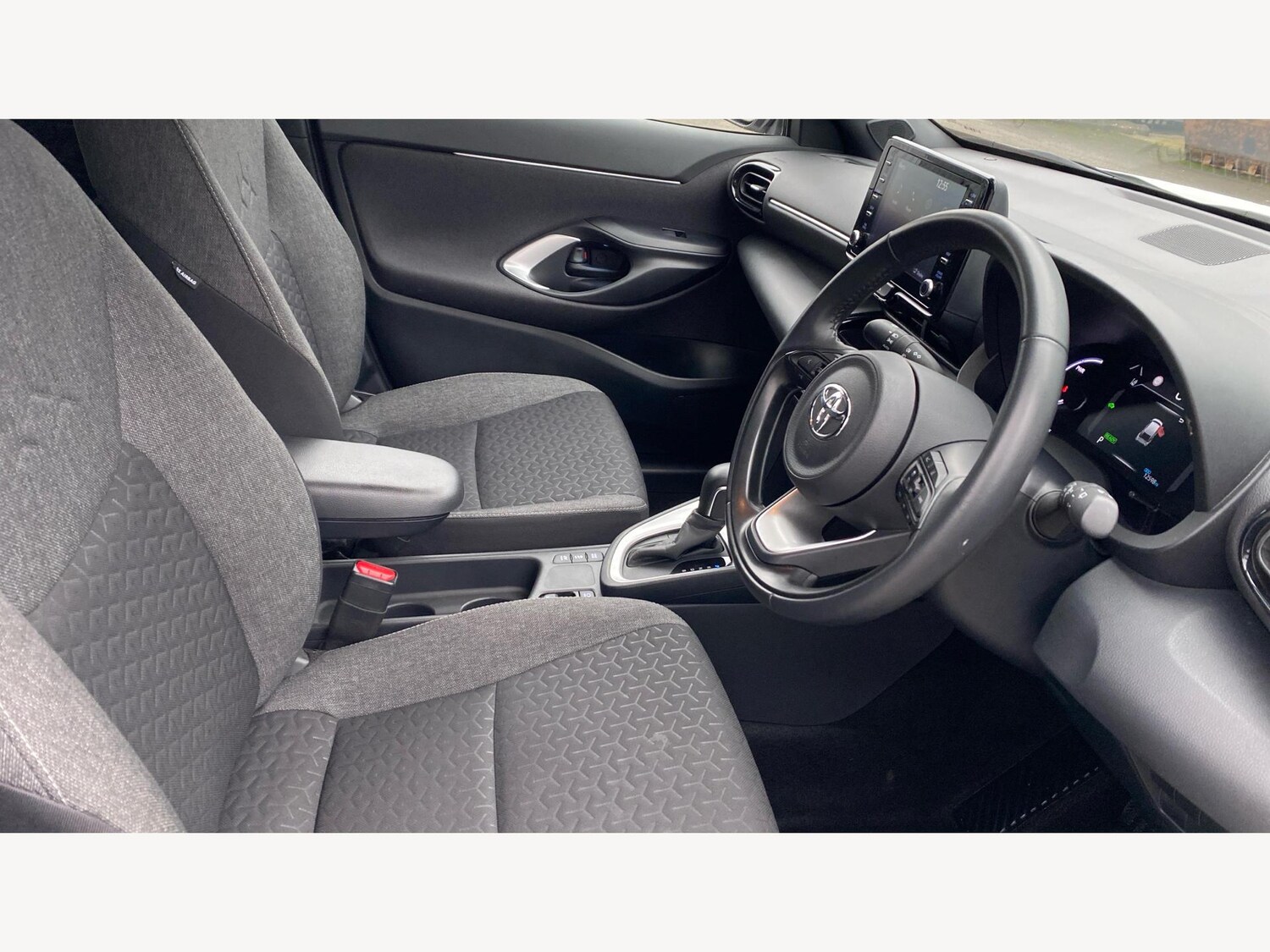 Used Toyota Yaris Cross for sale - 77574538: Photo 13