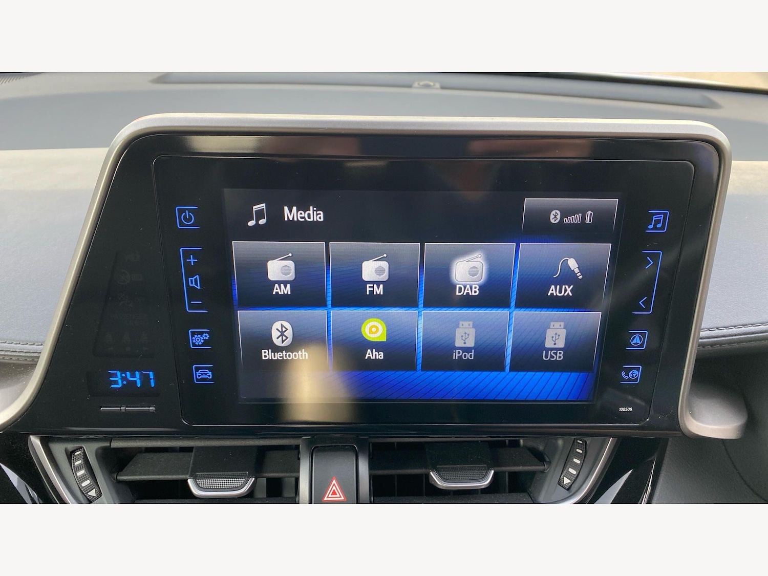 Used Toyota C-HR 2018 for sale - 77994155: Photo 28