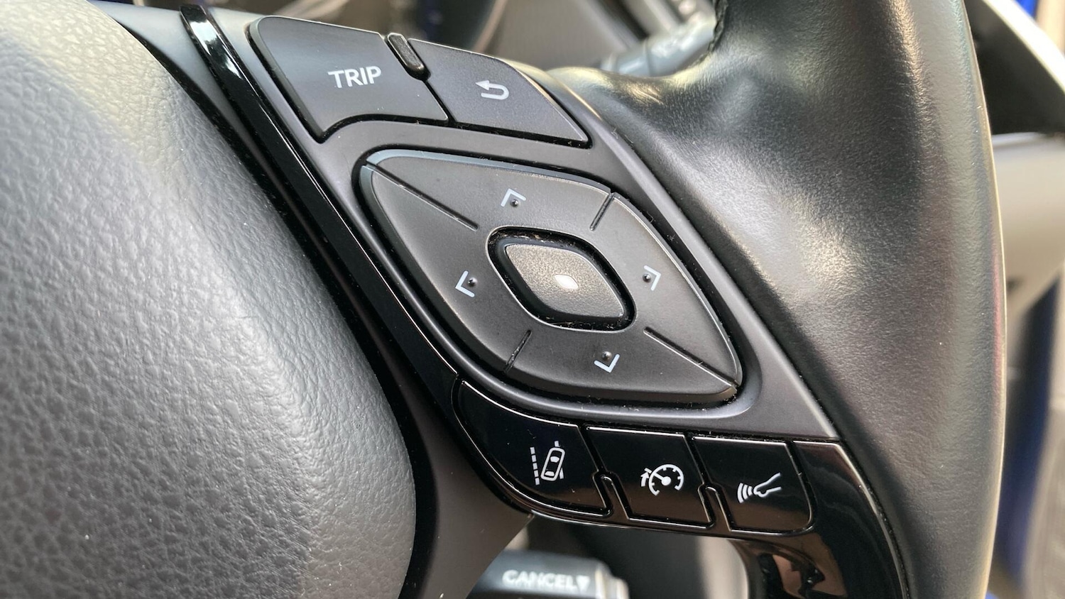 Used Toyota C-HR 2018 for sale - 77994155: Photo 32