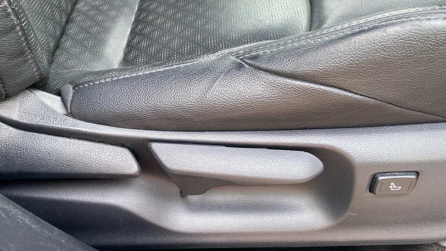 Used Toyota C-HR 2018 for sale - 77994155: Photo 40