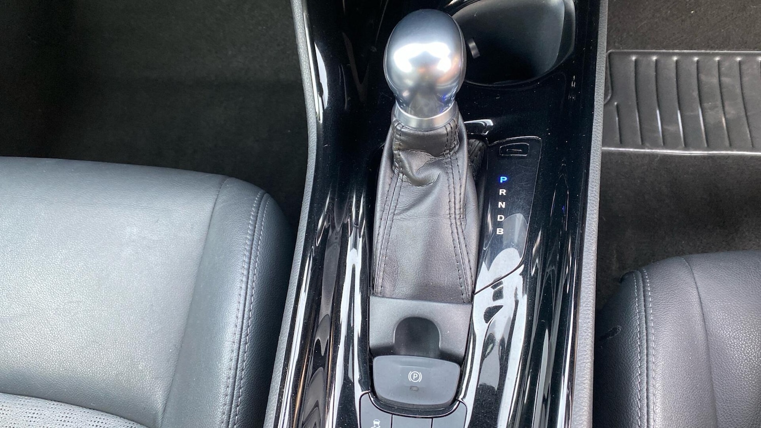 Used Toyota C-HR 2018 for sale - 77994155: Photo 43