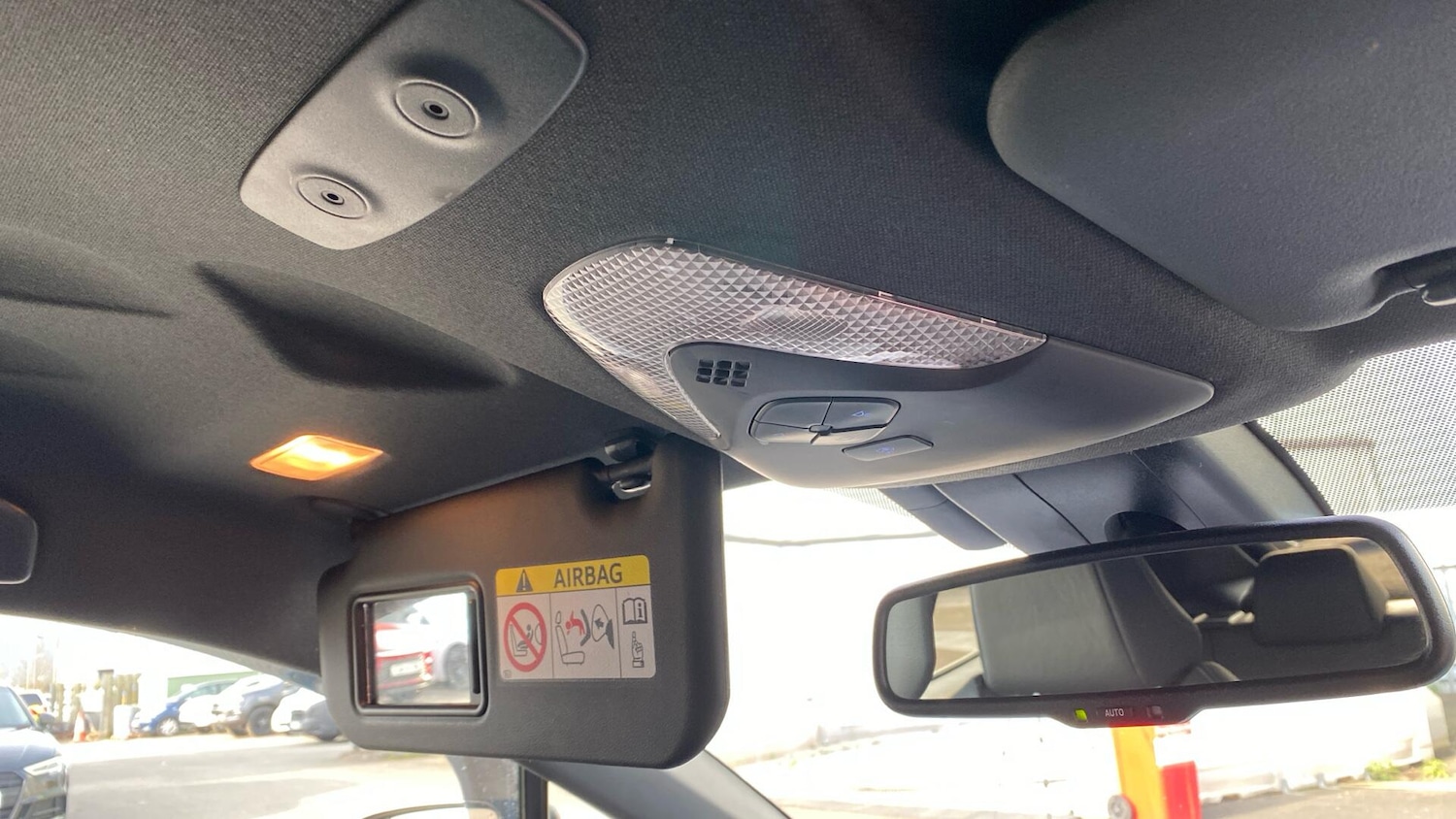 Used Toyota C-HR 2018 for sale - 77994155: Photo 46