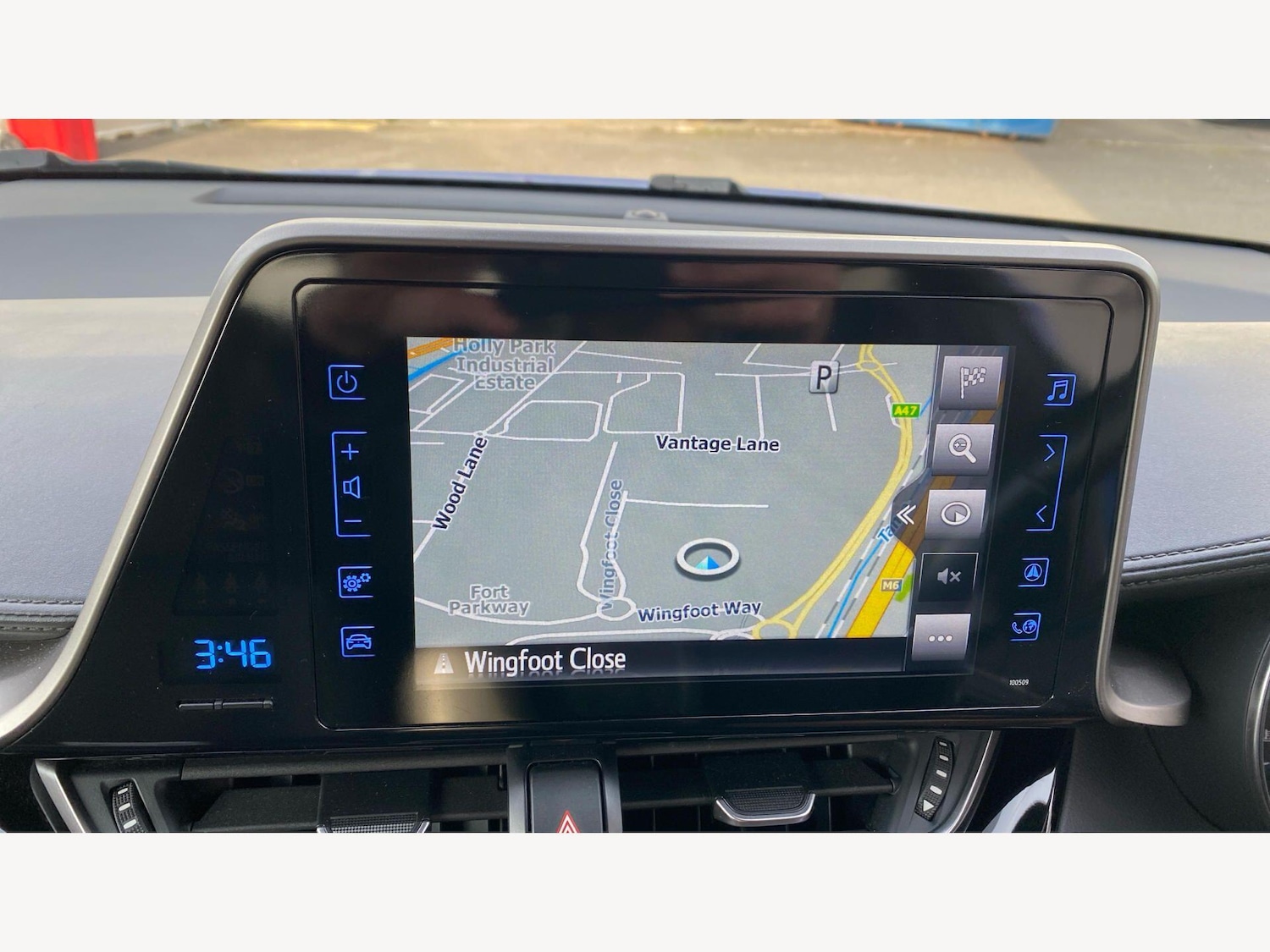 Used Toyota C-HR 2018 for sale - 77994155: Photo 9