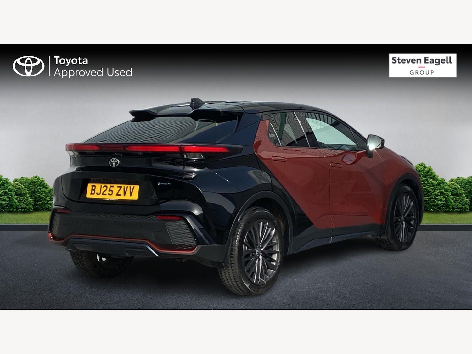 Used Toyota C-HR 2025 for sale - 77768719: Photo 2