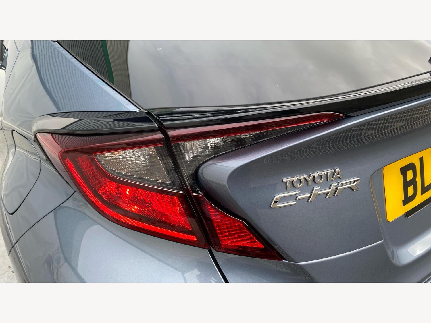 Used Toyota C-HR 2023 for sale - 76399343: Photo 23