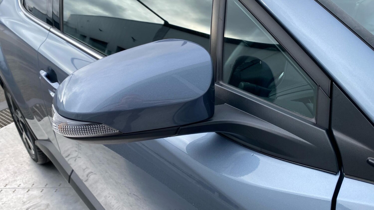 Used Toyota C-HR 2023 for sale - 76399343: Photo 36