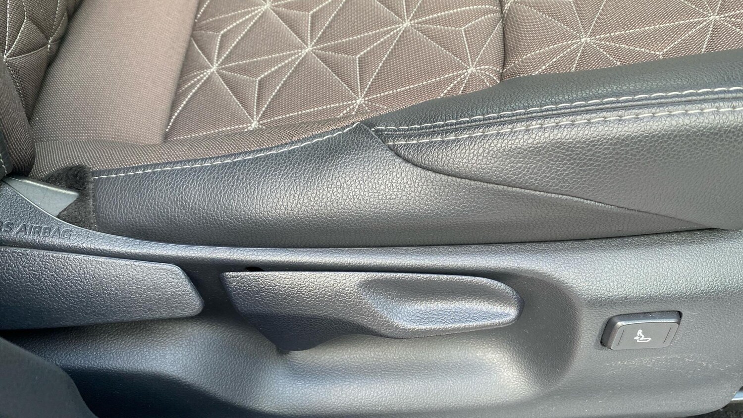 Used Toyota Yaris Cross for sale - 77754317: Photo 41