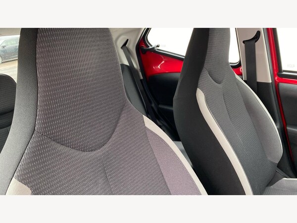 Used Toyota AYGO 2021 for sale - 76001764: Photo 35